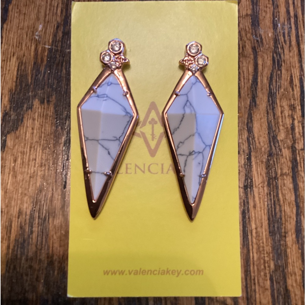 Valencia key earrings